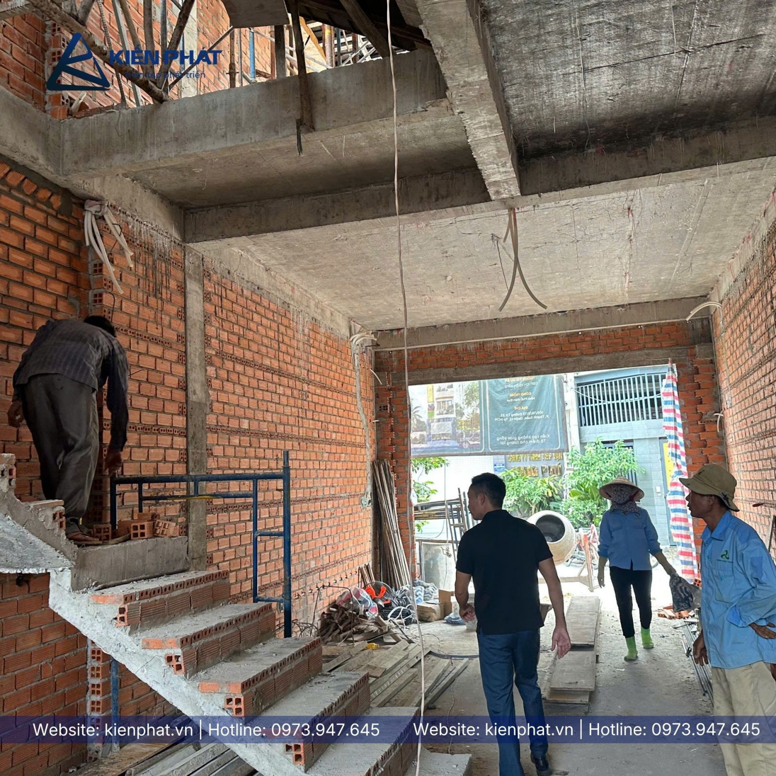  nhà phố 1 trệt 2 lầu 1 tum tại Quận 12 của chị Hằng
