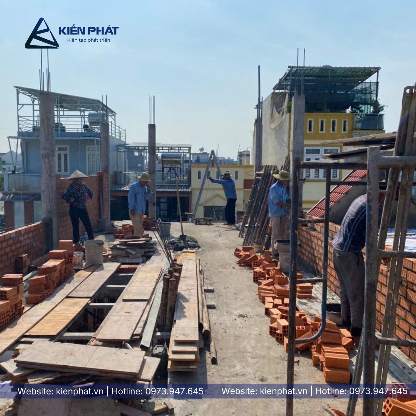 nhà phố 1 trệt 2 lầu 1 tum tại Quận 12 của chị Hằng