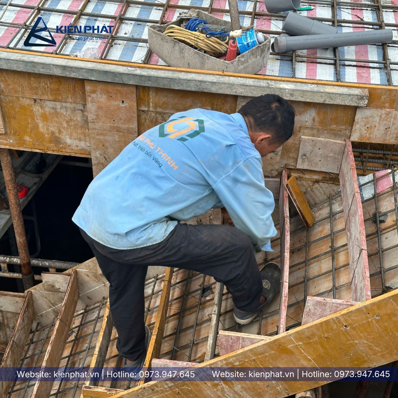 nhà phố hiện đại 1 trệt 4 lầu Thủ Đức