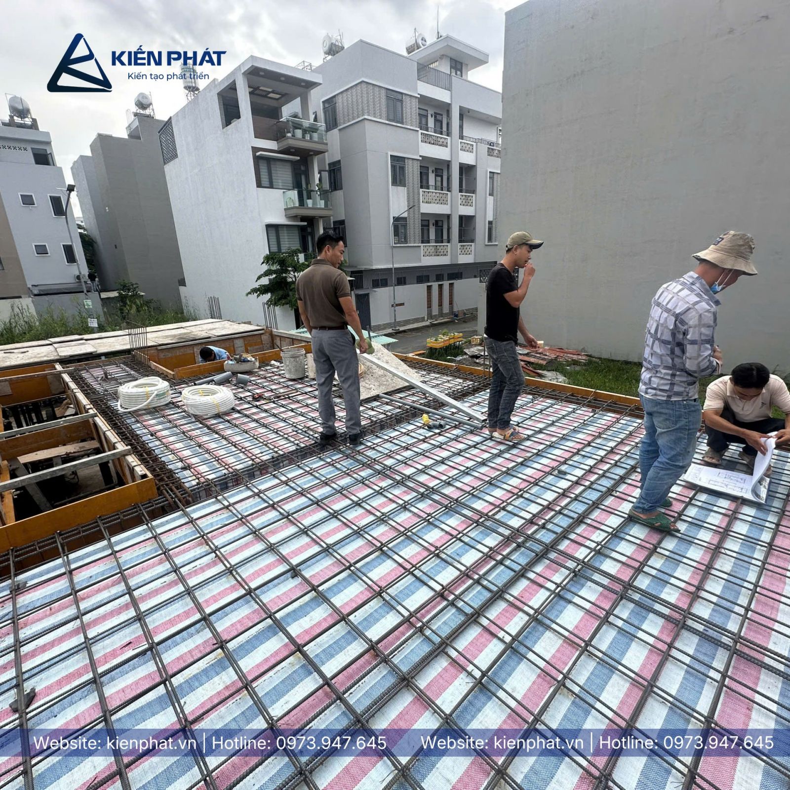 nhà phố hiện đại 1 trệt 4 lầu Thủ Đức