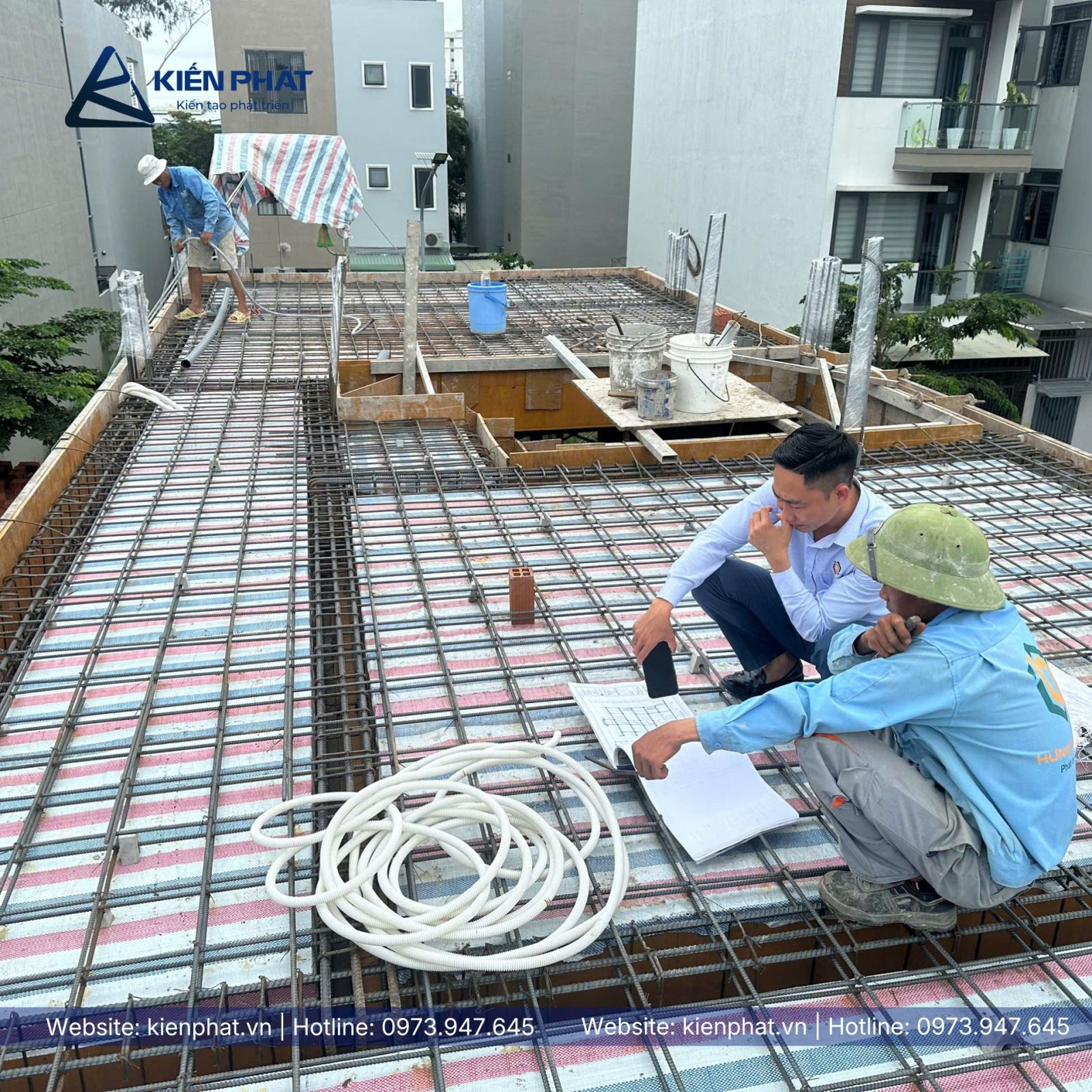 nhà phố hiện đại 1 trệt 4 lầu Thủ Đức