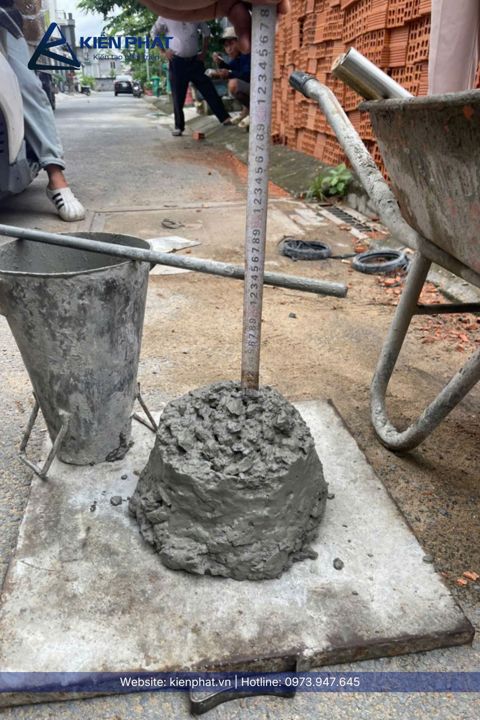nhà phố hiện đại 1 trệt 4 lầu Thủ Đức