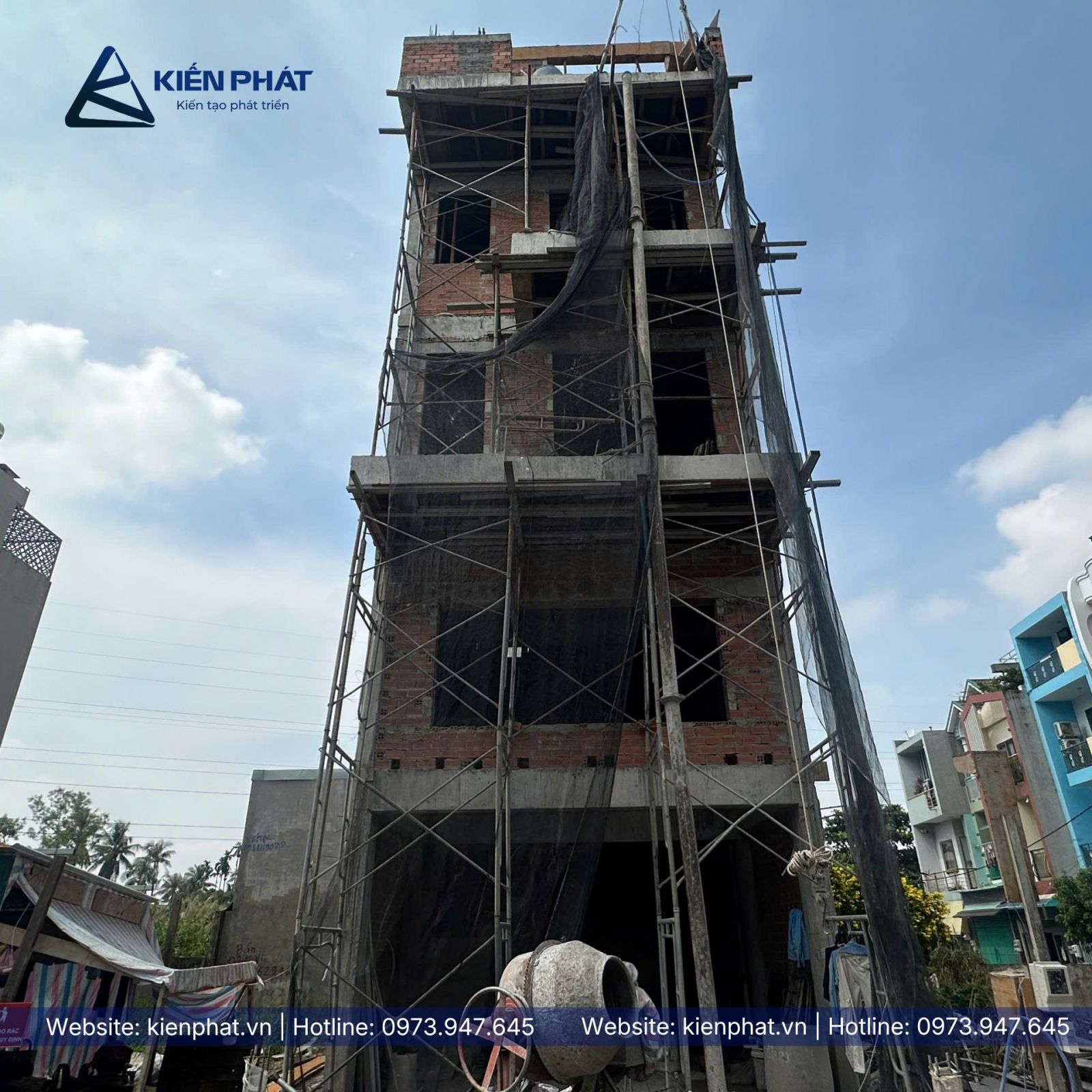nhà phố hiện đại 1 trệt 4 lầu Thủ Đức